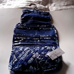 NWT Medium Travel Organizer